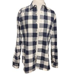 Gap classic fit 100% cotton long sleeve shirt